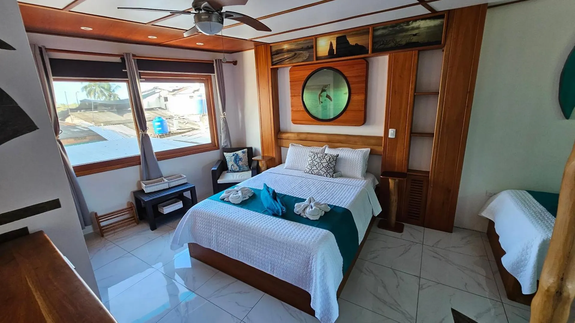 Bed and Breakfast Casa Ocean Pier Puerto Ayora   Puerto Ayora (Galapagos Islands)